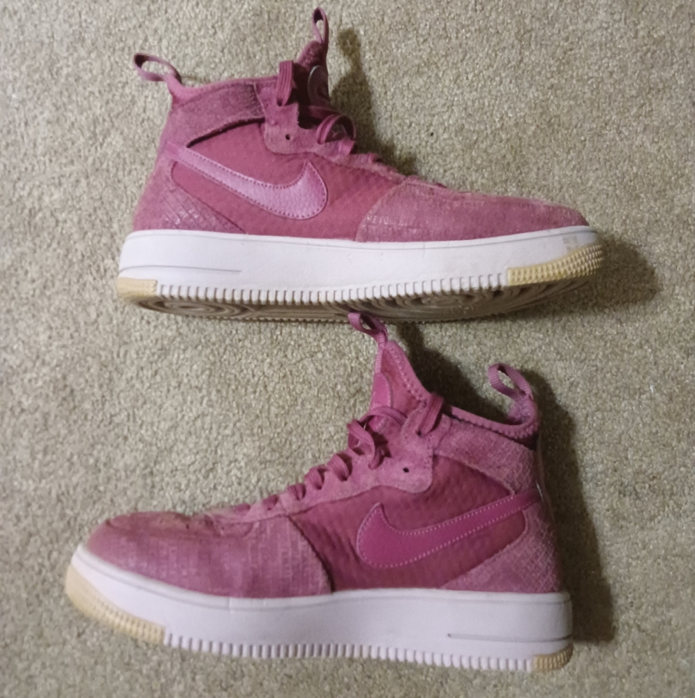 Nike